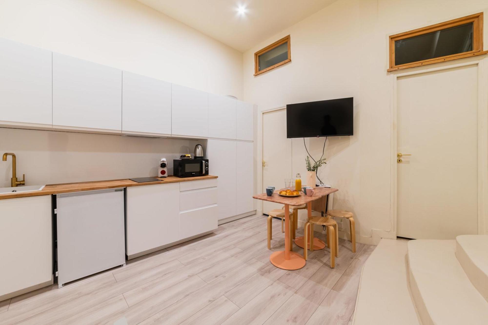 Charmant Appartement Moderne Haut Marais - 4P - Flat-Guest Paris Eksteriør billede