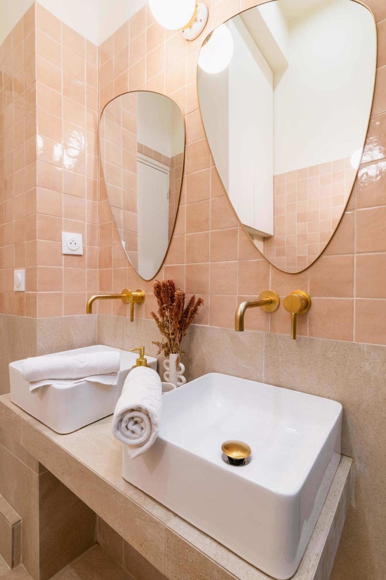 Charmant Appartement Moderne Haut Marais - 4P - Flat-Guest Paris Eksteriør billede