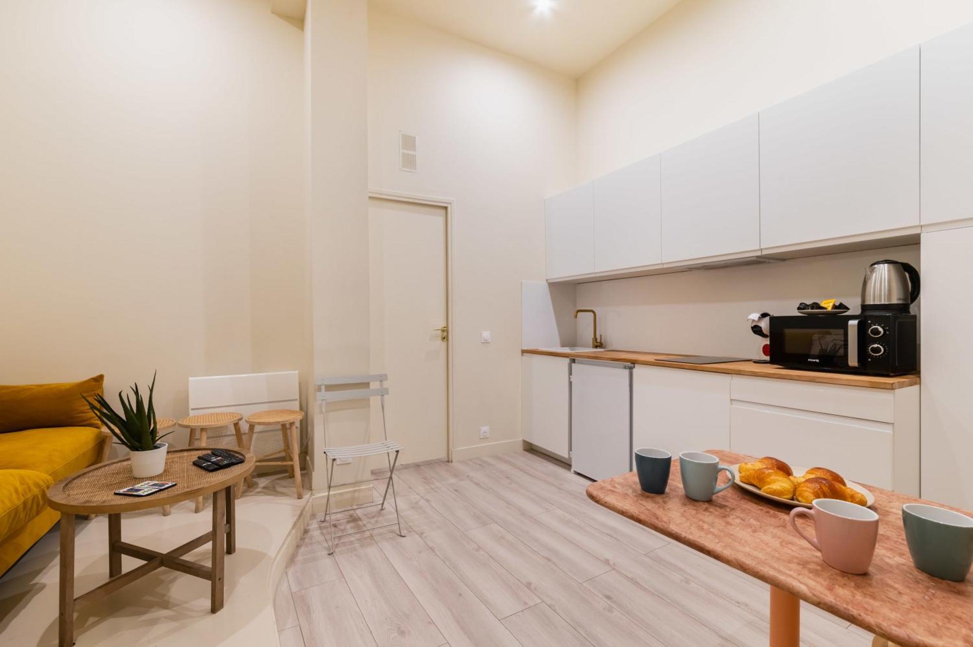 Charmant Appartement Moderne Haut Marais - 4P - Flat-Guest Paris Eksteriør billede