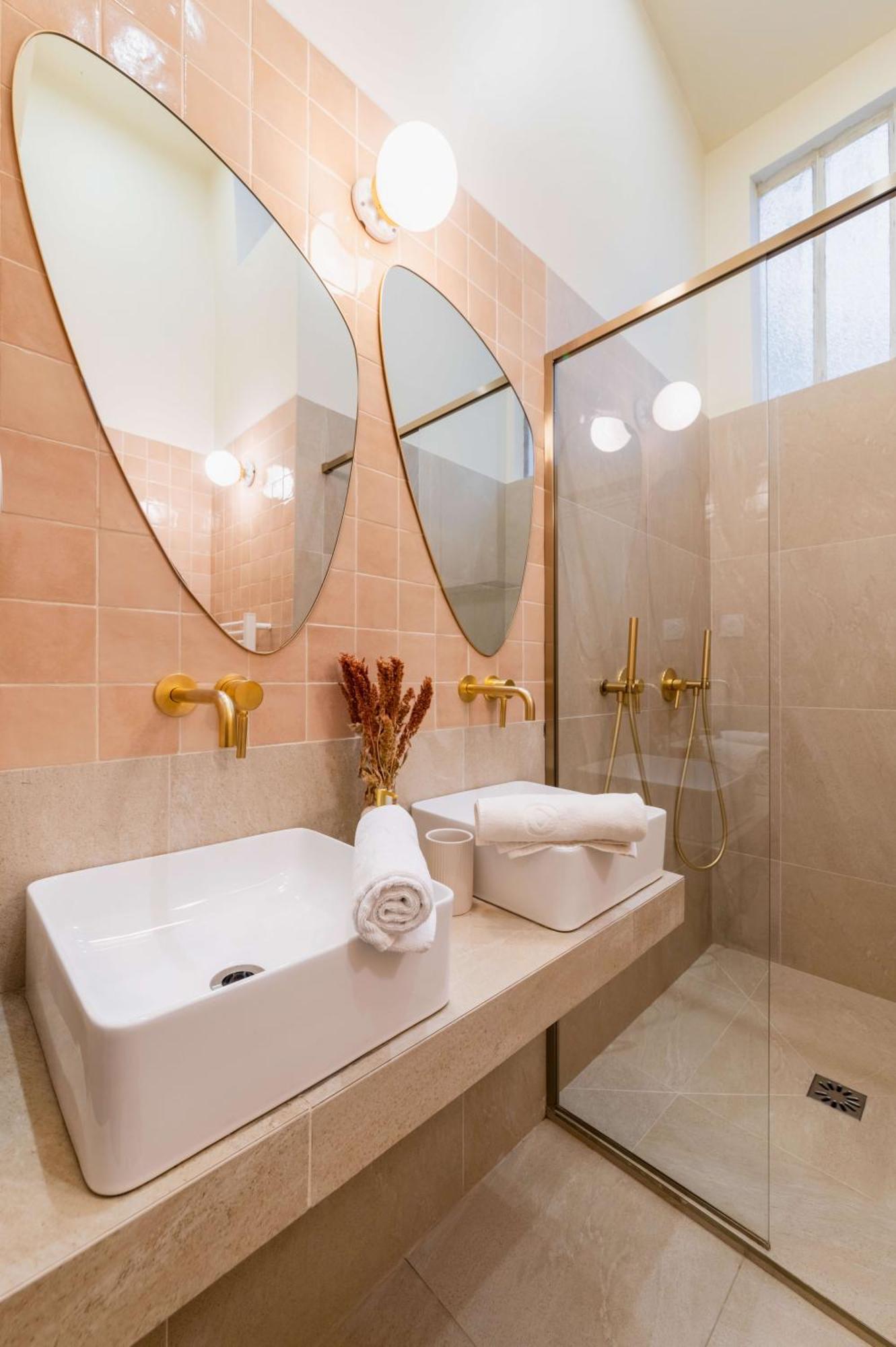 Charmant Appartement Moderne Haut Marais - 4P - Flat-Guest Paris Eksteriør billede